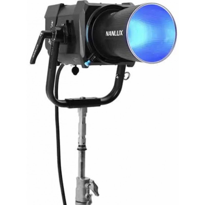 Projecteur LED éclairage vidéo professionnel studio & terrain