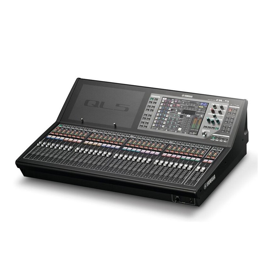 Yamaha QL5, console de mixage audio numérique
